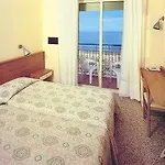 Ancora Hotel 4*