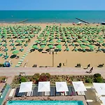 Ancora Hotel 4*