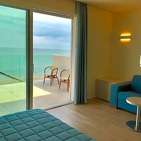 Ancora Hotel 4*