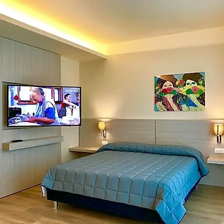 Ancora Hotel 4*