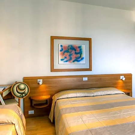 Ancora Hotel 4*