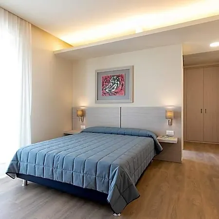 Ancora Hotel 4*