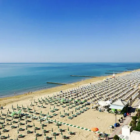 Ancora ホテル リド・ディ・イエゾロ