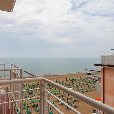 ホテル Ancora リド・ディ・イエゾロ