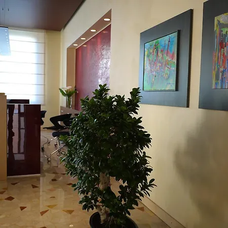 Hotel Ancora 4*